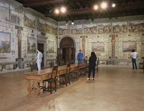 Nelle sale di Palazzo Vanvitelli, la Pinacoteca Comunale di Città di Castello incanta tra affreschi e tele preziose