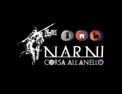 La Corsa all'Anello di Narni, al "campo de li giochi" un salto indietro nel Medioevo