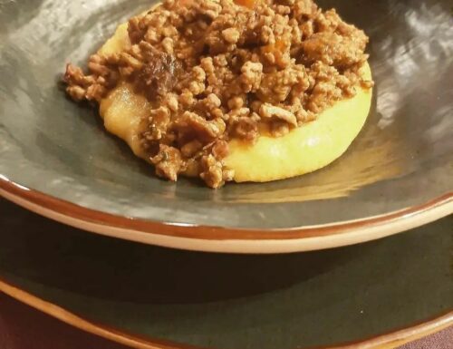 Polenta al ragù di funghi