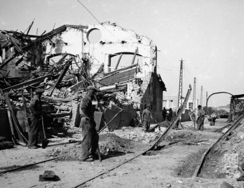 L'11 agosto 1943, alle 10.29 Terni subisce il primo pesantissimo bombardamento