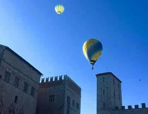 Mongolfiere-show  a Todi. Ma si può guardare l'Umbria dall'alto anche a Torgiano, Assisi e sul Lago Trasimeno