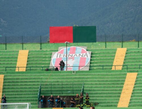 Nel nuovo stadio Libero Liberati di Terni, si gioca la prima partita ufficiale: Ternana-Roma